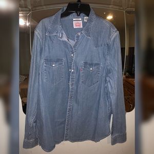 Levi tailored fit shirt